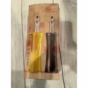 Chef’s Atelier 2 Piece Oil and Vinegar Set NIB